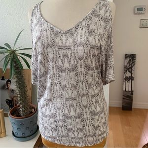 Ella Moss Cold super soft cold shoulder style top in cream with brown design